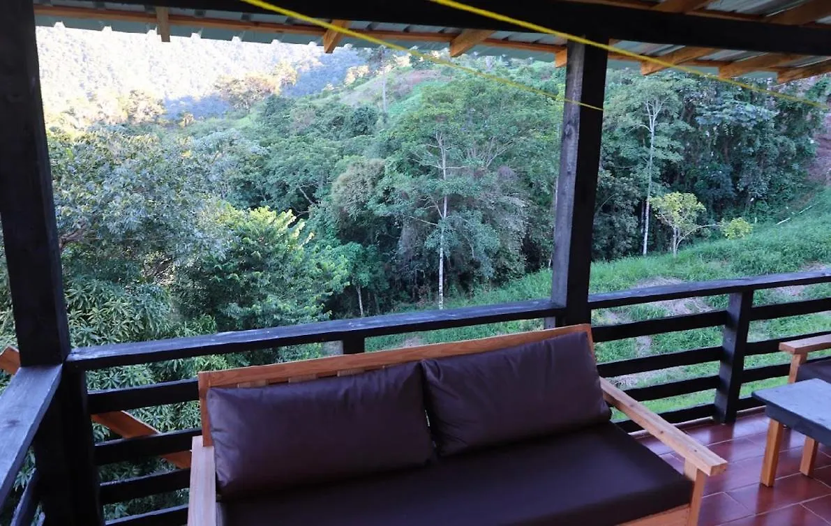 فيلا Vista Montana Jimenoa De La Rosa جاراباكو 0*,